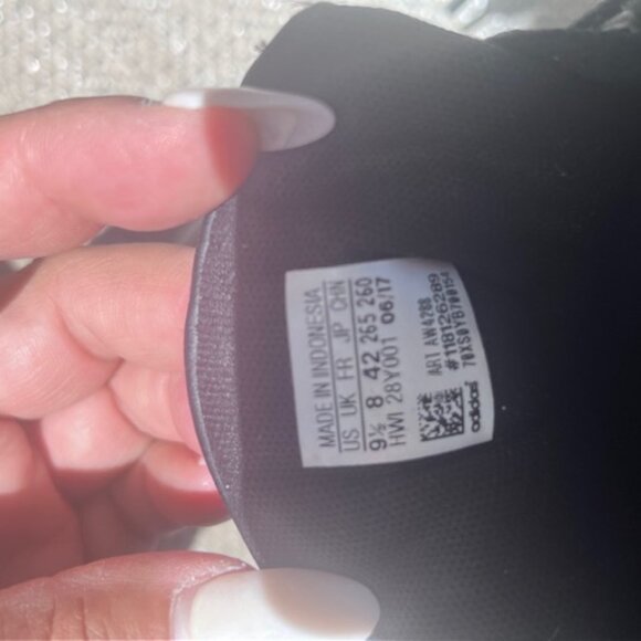 Womens Adidas Neo cloud foam memory footbed 9 1/2 Black and white sneaker - Picture 5 of 7